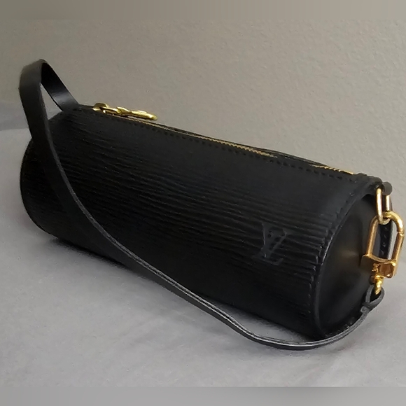 Louis Vuitton Black Epi Mini Papillon Pouchette - Picture 3 of 16